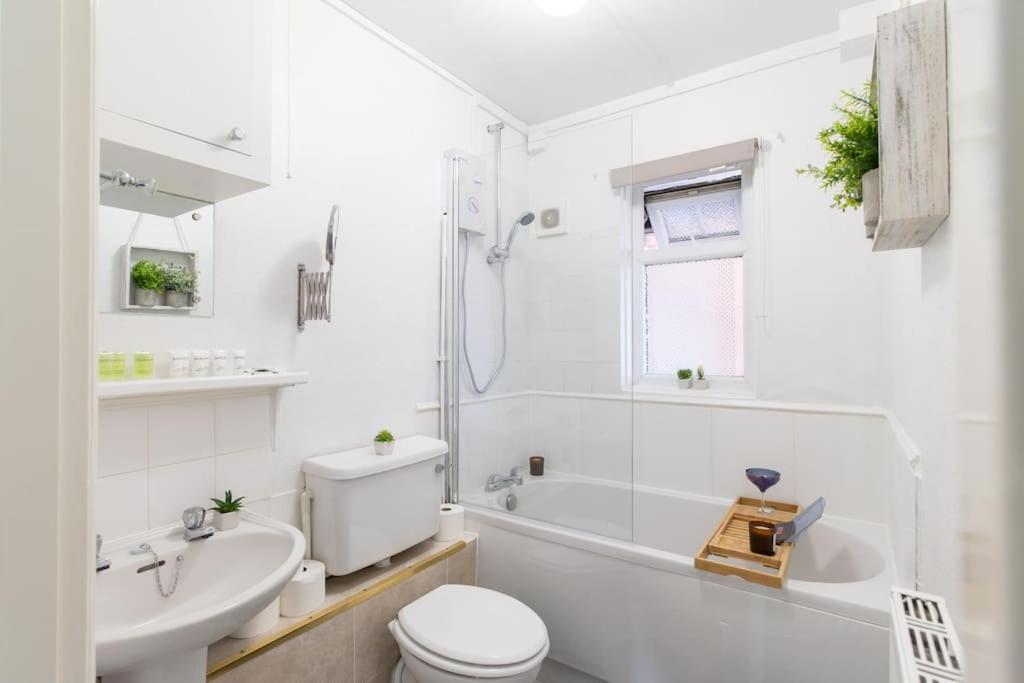 Open Mind Property - Southsea With Free Parking بورتسماوث المظهر الخارجي الصورة